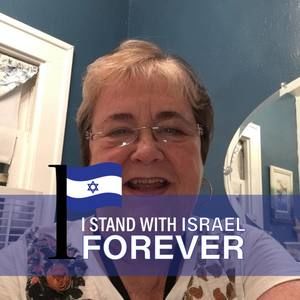 Meet your Posher, Lorraine